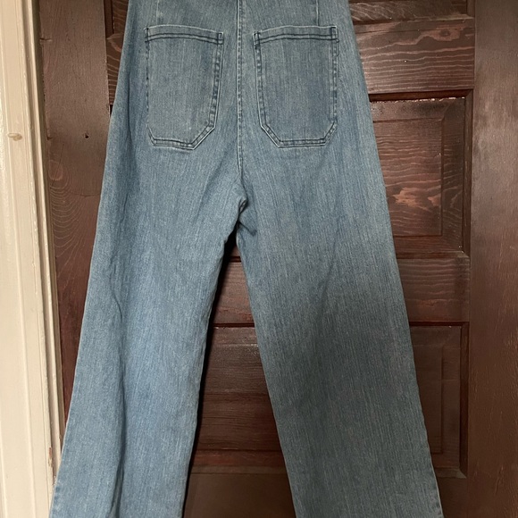 Loup Simone Jean - Picture 2 of 4